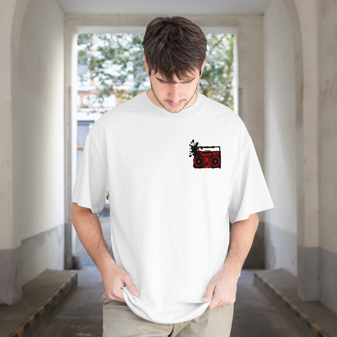 T-Shirt - Retro Radio - Oversized Fit